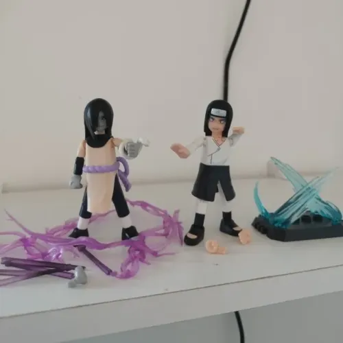 Blokees Orochimaru (6/54 - com effects extras) e Neji Hyuga (6/54) - Em perfeito estado