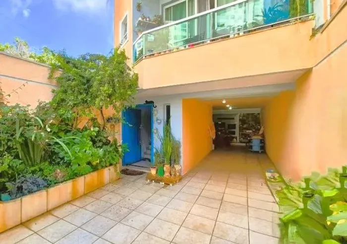 Sobrado com 3 dormitórios à venda, 203 m² por R$ 1.500.000,00 - Jardim - Santo André/SP