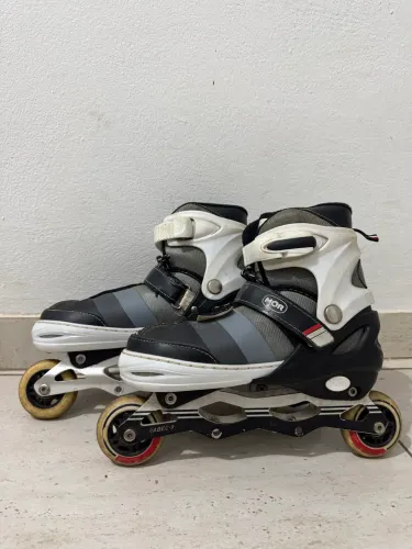 Patins semi profissional Mor ajustável