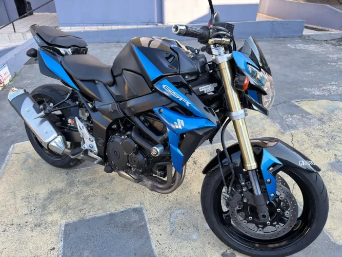 Moto linda para pessoas exigentes só pega e ser feliz 