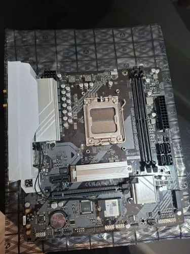 Placa mae b650 gigabyte wifi gaming