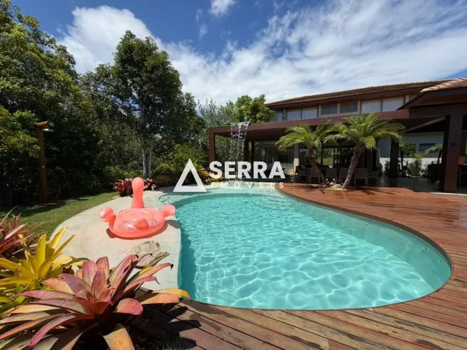 Praia do Forte | Casa 6 Suítes | 440m² | Acesso à Praia | Condomínio Fechado | Total confo