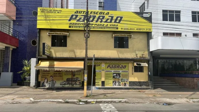 Prédio na melhor localização do São Francisco