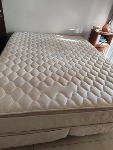 Cama Queen Size