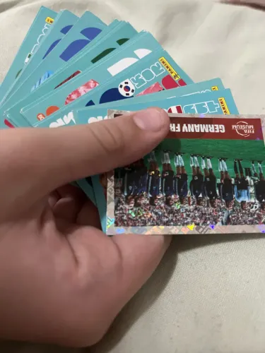 26 figurinhas+uma brilhante 