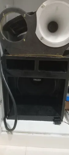 Cx de medio e rack movel