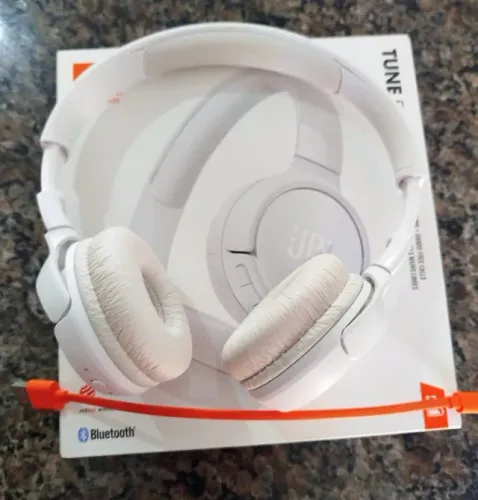Headphone JBL Tune 520BT Bluetooth Sem Fio | 57h de Bateria | Pure Bass