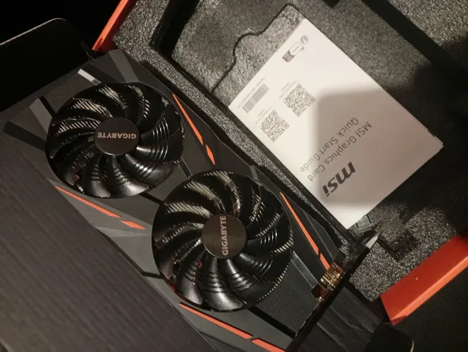 Placa de vídeo rx570 4giga
