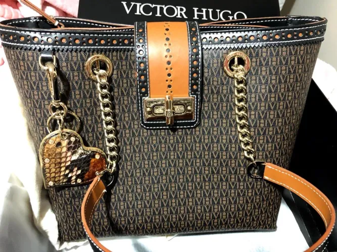 Bolsa nova Victor Hugo