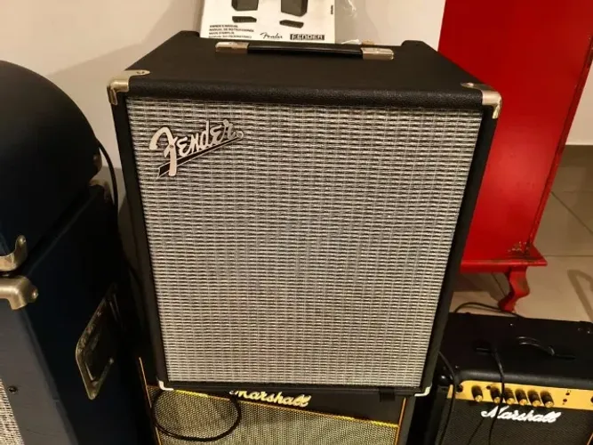 Amplificador Fender Rumble Baixo 100w 1x12"