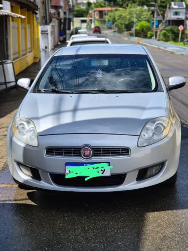 Fiat Bravo Essence Dualogic 1.8 Flex 16V 5P 2011