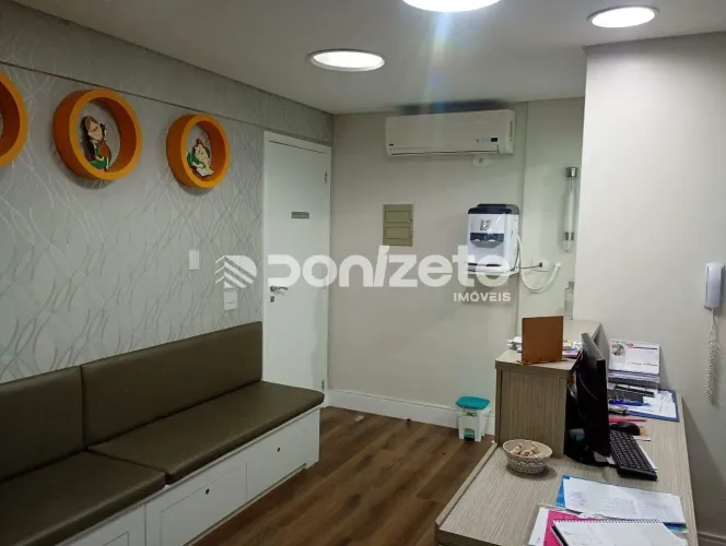 Sala Comercial à Venda em Vila Gilda (Santo André) 40 m²