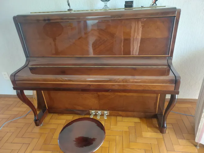 Vendo Piano Schanley 88 Teclas