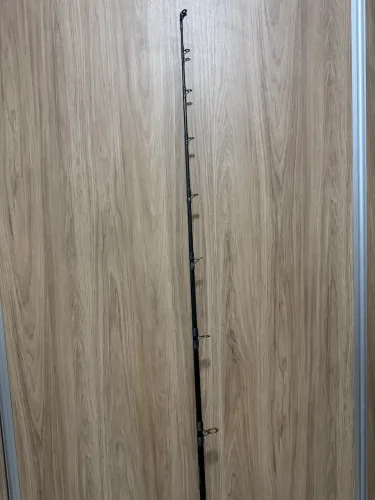 Kit de pesca pesada vara 50-80lbs e carretilha perfil alto