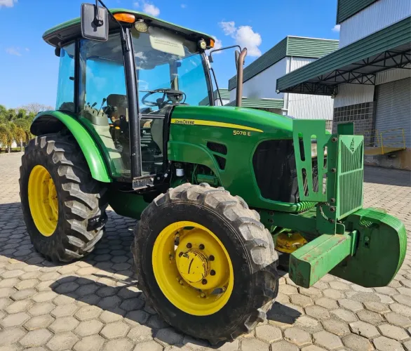 TRATOR/ GIRICO  JOHN DEERE 5078-E 