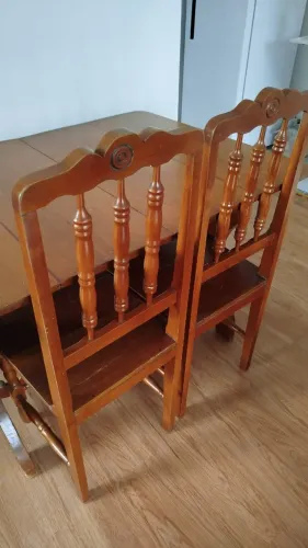 Mesa de Jantar Extensora de Madeira 6 lugares