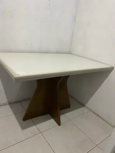 Mesa 4 cadeiras