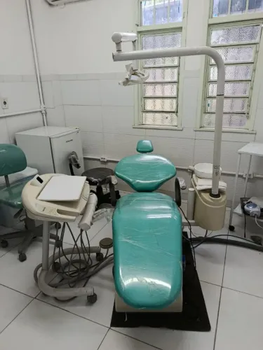 Cadeira de dentista e compressor 