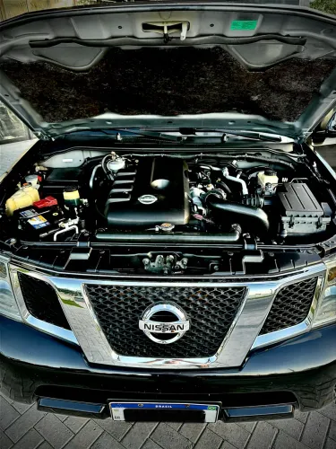 Nissan Frontier SL CD 4X4 2.5tb Diesel AUT 2015