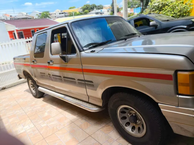 Ford F-1000 Super Diesel / Super Diesel Turbo 1994