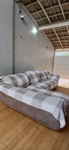 Sofá cinza escuro