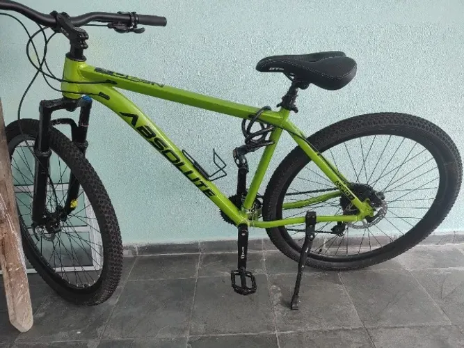 Bicicleta Absolute aro 29 com 1 mês de uso completa