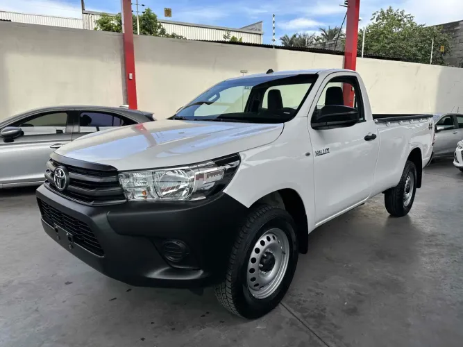 Toyota Hilux CS 4X4 2.8 TDI Diesel Aut. 2026