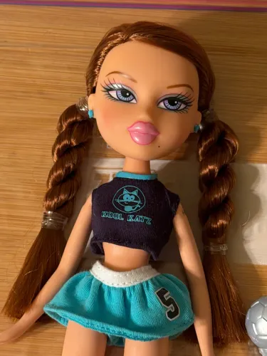 BRATZ PLAY SPORTZ Roxxie