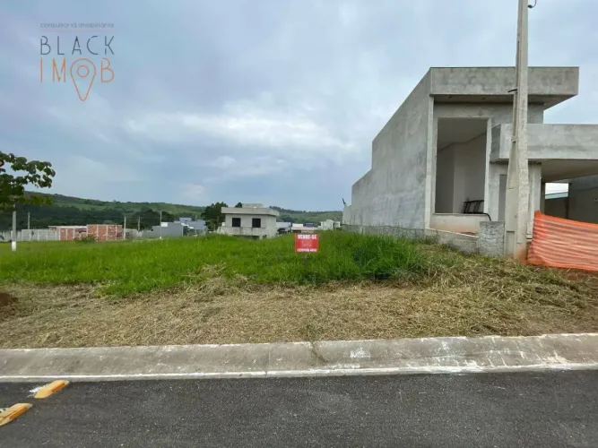 Terreno à venda, 250 m² por R$ 200.000,00 - Vale dos Cristais - Taubaté/SP