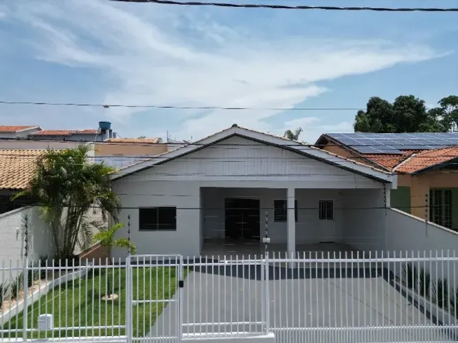 CASA- BOA ESPERANÇA -  3 QUARTOS,  1 SUÍTE, ÁREA DE LAZER COM PISCINA, ESCRITÓRIO E GARAGE