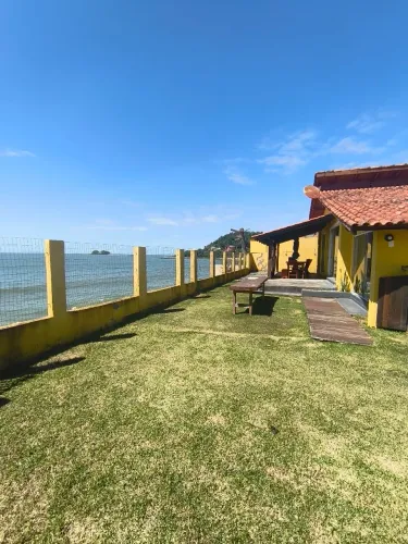 Casa pé na areia em Itajuba