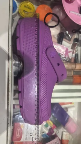 crocs novo super conservado 