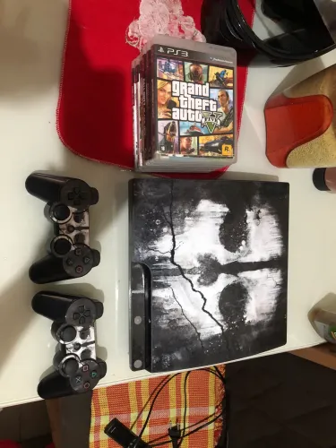 Ps3 completo HD1tb 170 jogos