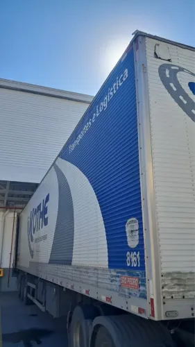 Vende-se baú 30 pallets