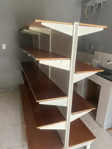 Vendo duas Prateleira para Mercearia gandola