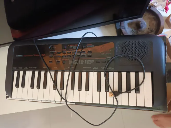 Teclado Yamaha
