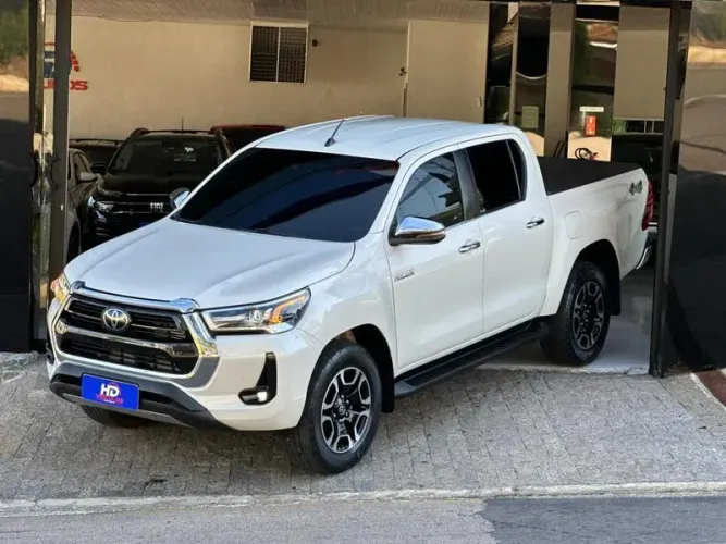 Toyota Hilux CD SRX 4X4 2.8 TDI 16V Diesel Aut. 2021
