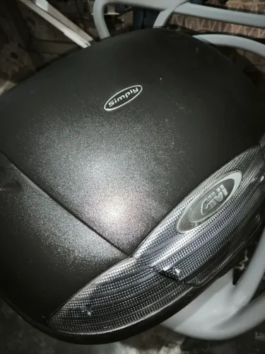 Baú GIVI 45L (NAO TEM A BASE)