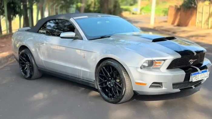 Ford Mustang GT V8 Conversível 2012
