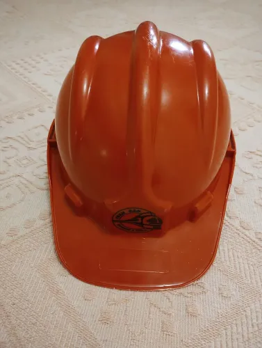 Vendo Capacete de segurança