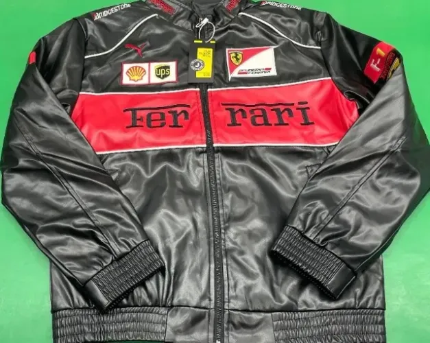 JAQUETA DE COURO SINTÉTICO FERRARI