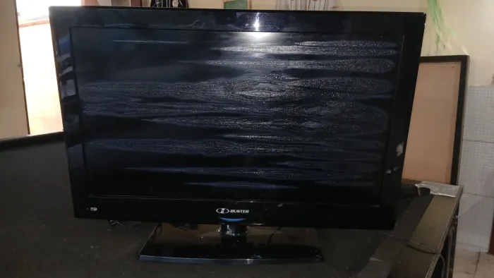 TV 32 polegadas bem barata