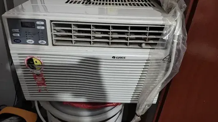 Ar condicionado Gree Digital de Janela 7500btu econômico c/ Controle