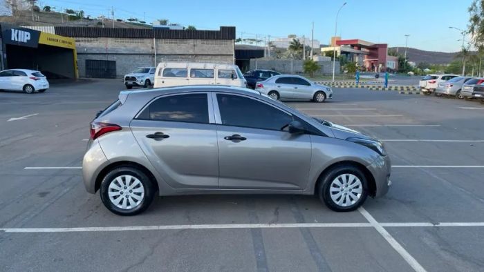 Imagem de Hyundai HB20 Unique 1.0 Flex 12V Mec. 2019
