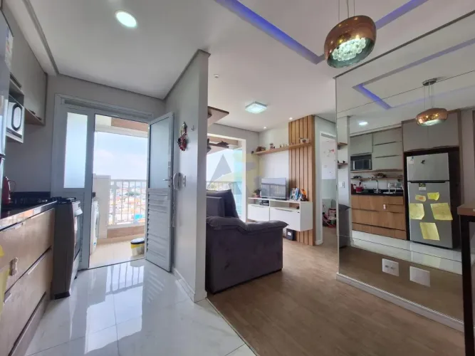 Apartamento para Venda em São Paulo, Sítio da Figueira, 2 dormitórios, 1 banheiro, 1 vaga