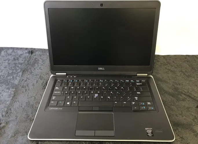 Dell Latitude E7440 / Intel Core I5-4300U Leia a descrição Para mais informação