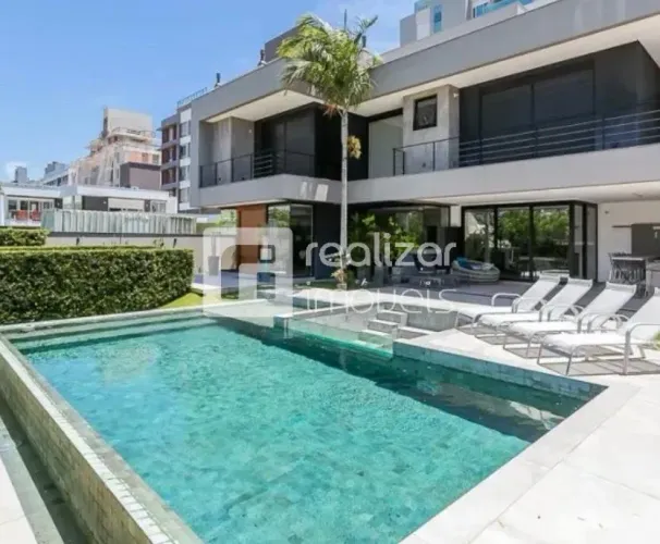 Casa 5 quartos no bairro Jurerê Internacional em Florianópolis