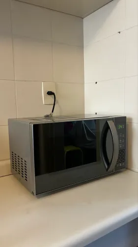 Micro-ondas Mondial 34 Litros - Excelente Estado