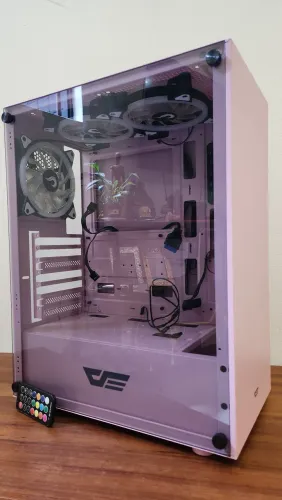 GABINETE GAMER ROSA / VIDRO + 3 FANS ARGB COM CONTROLADORA : EM ESTADO DE NOVO!