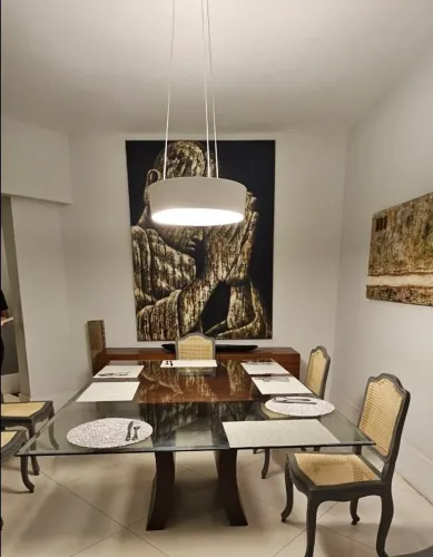 Mesa de vidro grande